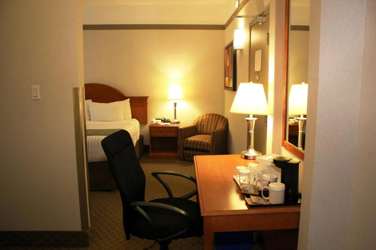 Ramada By Wyndham Edmonton South Hotel