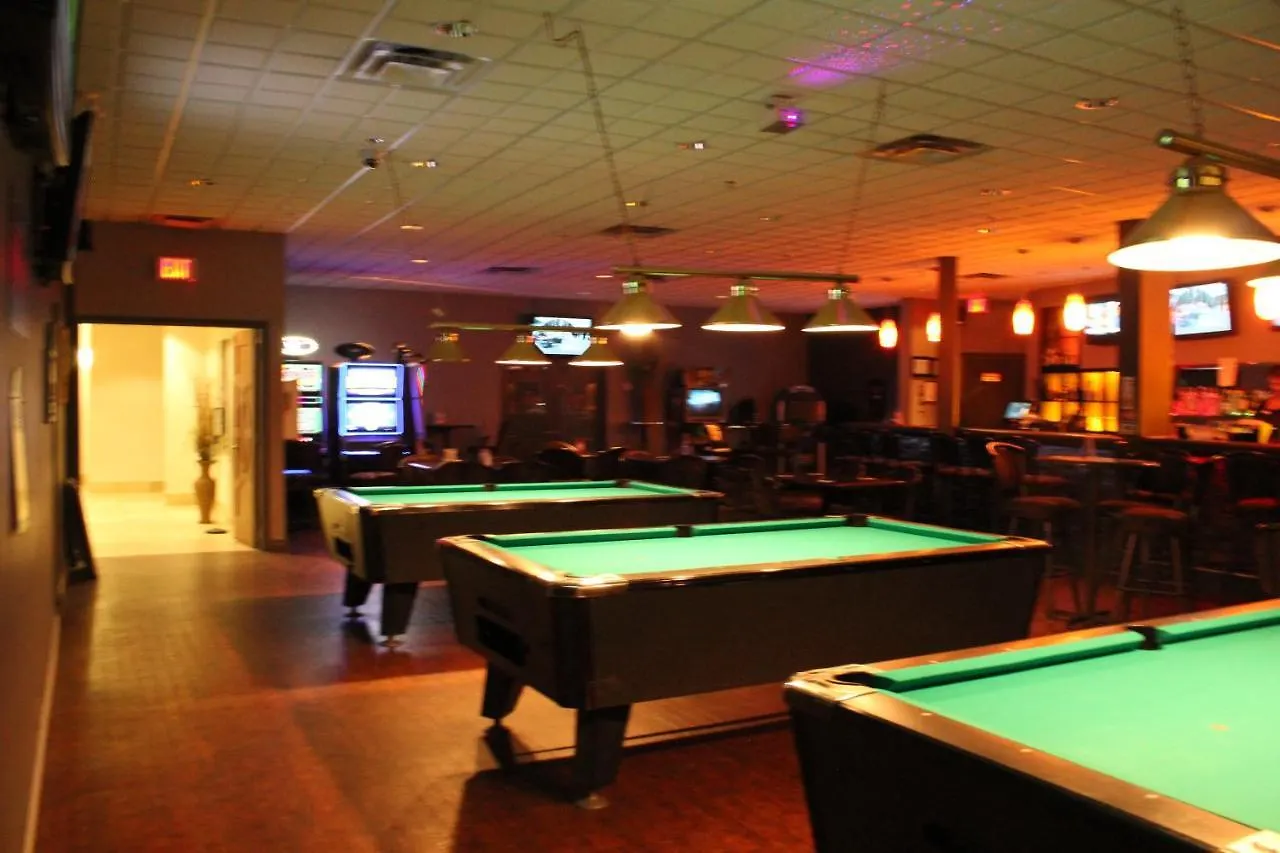 Hotel Ramada By Wyndham Edmonton South
